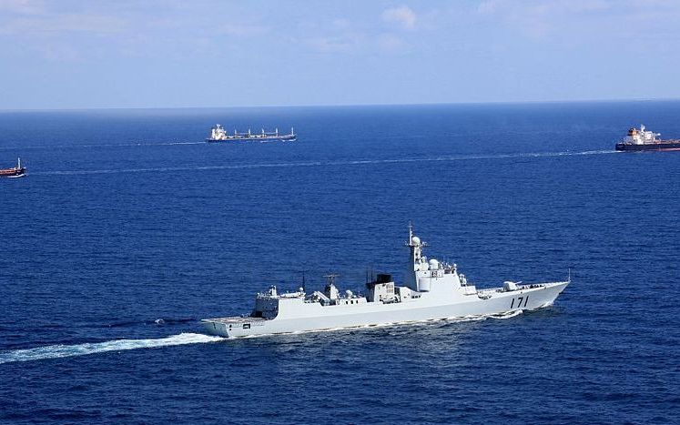 中国海警舰艇编队17日在我钓鱼岛领海巡航