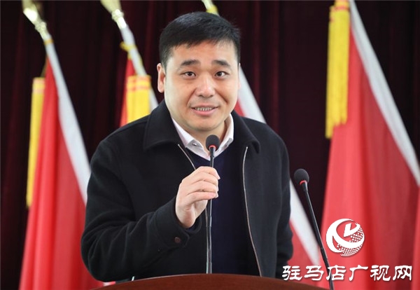 驻马店市企业家协会走进确山新安店镇真情关爱孤寡老人
