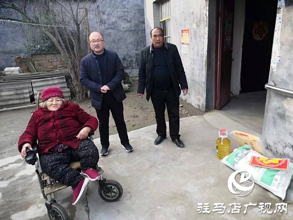 汝南县宿鸭湖街道：爱心单位入社区扶贫慰问暖民心