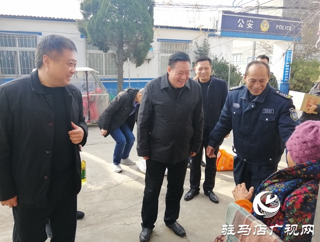 祝福显真情  慰问暖人心