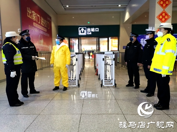 民警韩超华：疫情面前 第一个站出来的人
