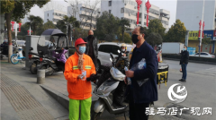 金河办事处社区书记小举动暖人心