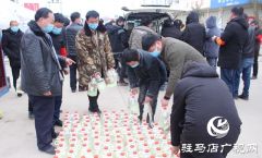 汝南县古塔街道：党员胡运友义捐700公斤消毒“84”解燃眉之急