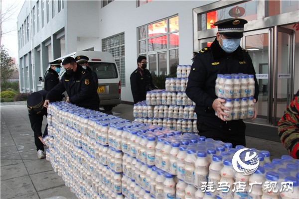 开发区慈善总会联合爱家超市向疫情防控一线捐赠物资