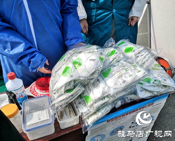 热心群众大爱无言 抗击疫情众志成城