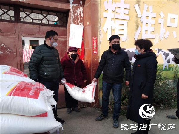 十九大代表曹亚玲战斗在疫情防控第一线