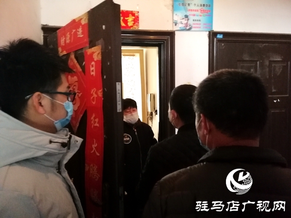 置地广场二期临时党支部：当好疫情防控的“守门人”