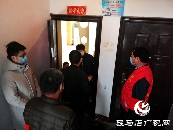 置地广场二期临时党支部：当好疫情防控的“守门人”