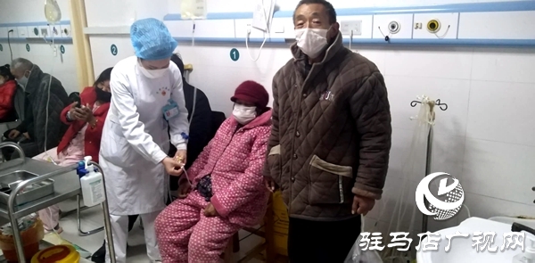 上蔡县抗疫一线救人 上演生死时速