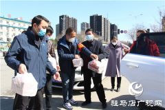 状元鸿粥积为义务送粥 极投身疫情防控工作