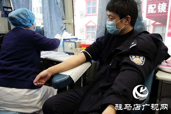 遂平县公安抗疫一线干警积极参加无偿献血活动