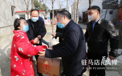 驻马店“红色代办” 为残疾家庭和困难老党员排忧解难 