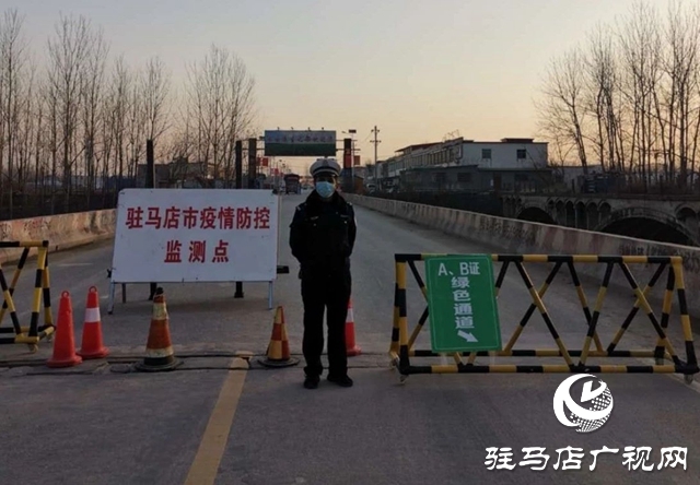民警代国放：疫情在前 家小国大