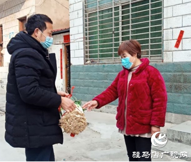 上蔡县组织开展主题党日活动在“疫”线