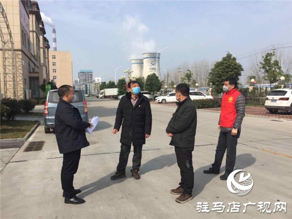 疫情来临身不退，躬先士卒当先锋