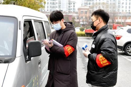 大学生姚远：抗疫一线我当先