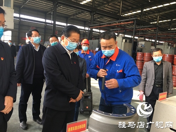 朱是西深入确山县开展企业服务日活动