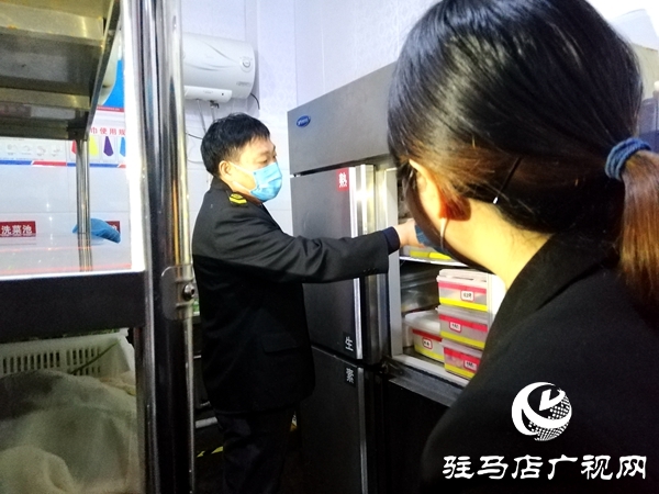西平：餐饮提升打“组合” 防疫复工两不误