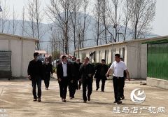 驿城区沙河店镇赵尧村到确山县任店镇考察学习养殖良种肉兔经验
