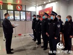 雪松派出所火车站卡点：为人民群众站好岗 放好哨
