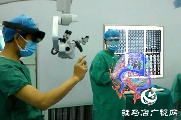 市中心医院通过“混合现实”技术为一67岁患者解除病痛
