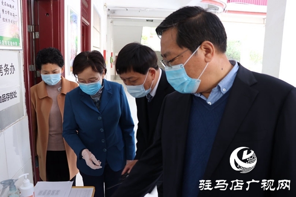 驻马店市的初三年级今日返校复学多措并举筑牢安全防线