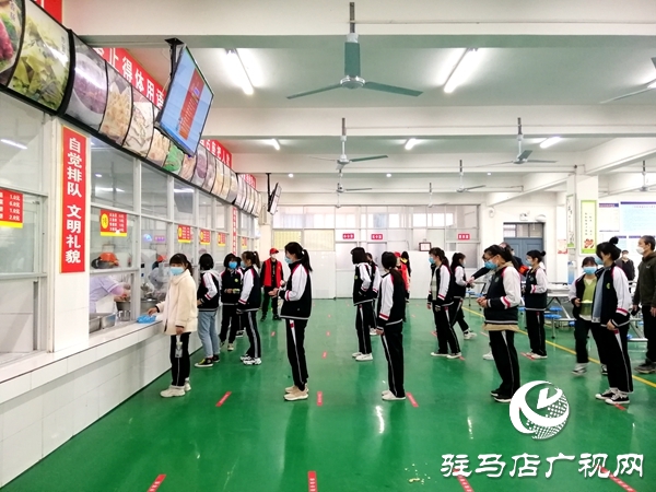 护航“开学第一餐” 市场监管部门给校长出考题
