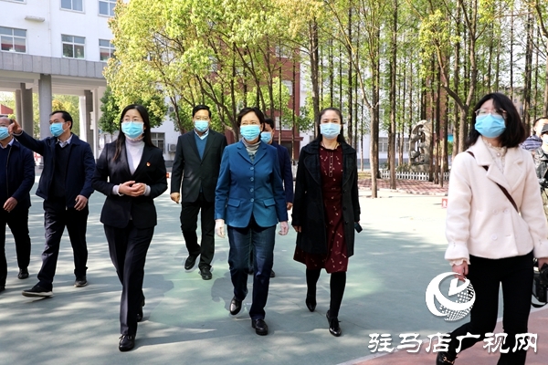 驻马店市初三年纪学生返校开学
