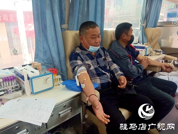 汝南县老君庙镇党员：无偿献血我先来