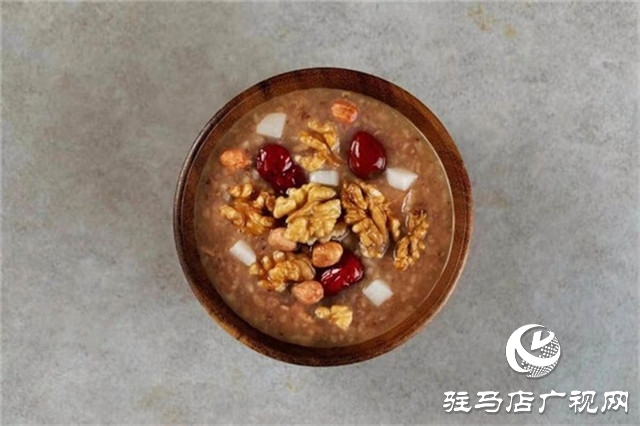 状元鸿提妹核桃粥：适合驻马店人的这碗粥不只是补脑