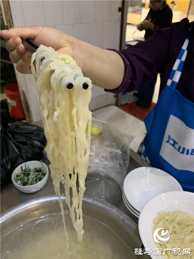 老驻马店人怀念的“朱氏蒜汁”捞面 5月1日快乐回归