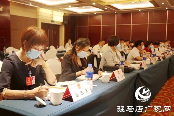 人大代表：履职尽责，认真行使人民当家做主的权利