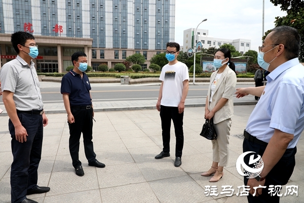 黄淮学院校友会联合黄淮学院医学院看望慰问五位抗疫一线校友