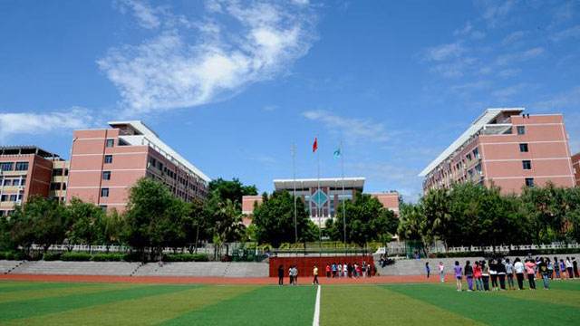 全国各类高等教育在学总规模超过四千万人