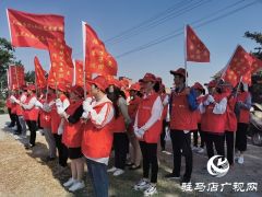 天福、新地花生集团助农收麦忙 三夏时节确保颗粒归仓