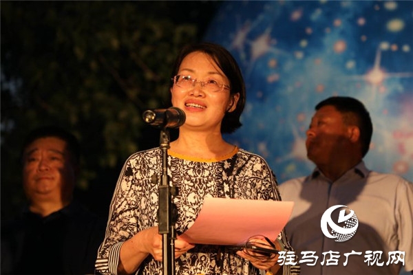 平舆蓝天芝麻小镇荷塘月色600亩荷花竞相开放成游客绝佳夜游打卡地