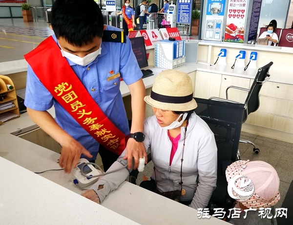 驻马店西站开展“七一”主题党日活动 向党的99岁生日献礼