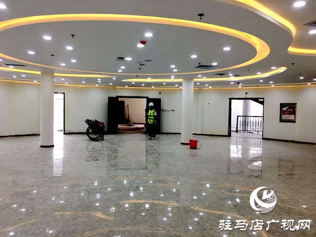 驻马店工人文化宫改扩建工程施工正酣 预计10月份向公众开放