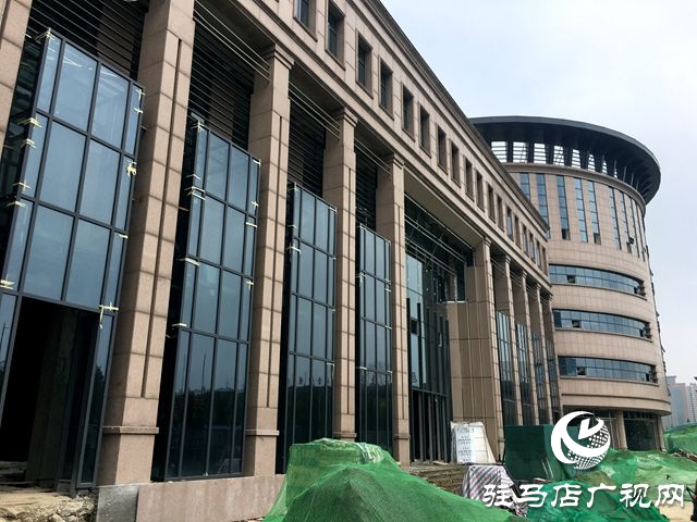 驻马店工人文化宫改扩建工程施工正酣 预计10月份向公众开放