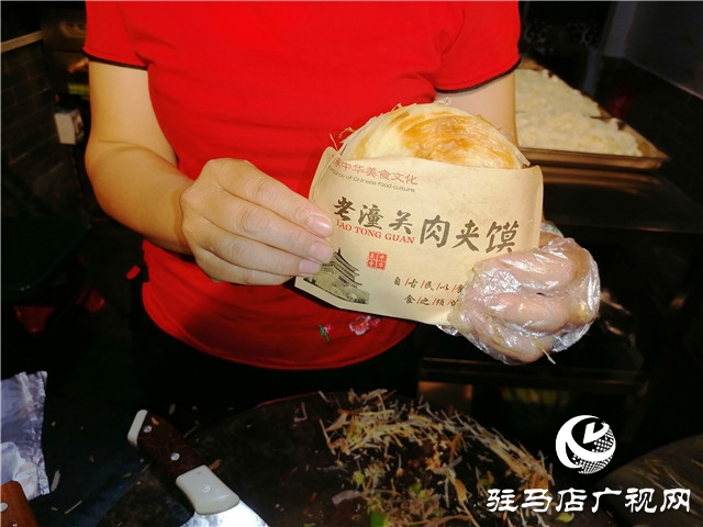 天中老街：以“服务”赢市场 