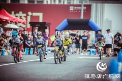 骑趣乐无穷 嗨聚鹏宇城