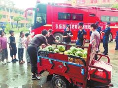 “皖”手相助 患难“豫”共 王家坝，你护淮河我护你