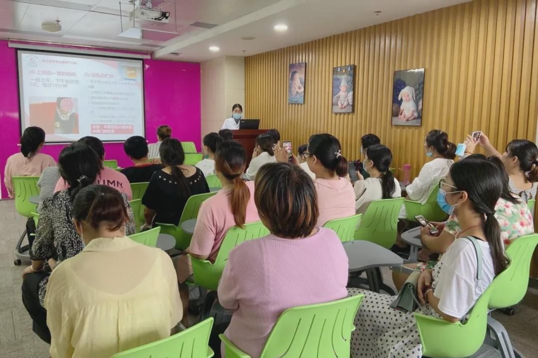 驻马店市中心医院开展母乳喂养周活动 守护母婴健康
