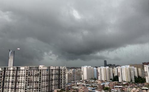 驻马店市应急管理局发布提醒 今晚到明天将有大到暴雨天气过程