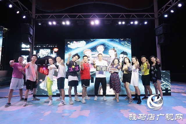 夏日狂欢水上电音节在极致水世界激情开演
