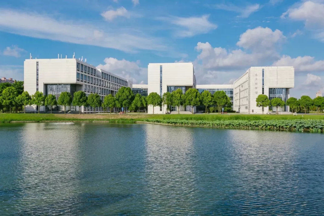 又一批新生即将步入大学校园 请收好这份大学生活攻略