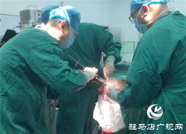 帕金森患者植入脑起搏器  开机后恢复自理能力