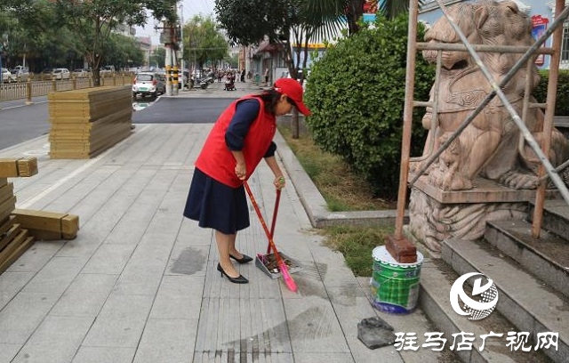 平舆县古槐街道：扎实做好路岗值班 全员上阵参与创建