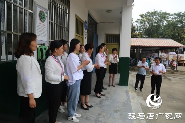 深深敬师义、浓浓关爱情  ——平舆县古槐街道党政主要领导教师节看望慰问一线教师及教育工作者