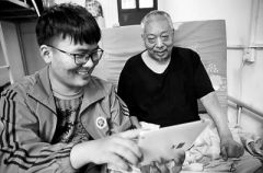 “将来不管去哪都带着父亲” 禹州18岁男孩6年如一日带父亲上学